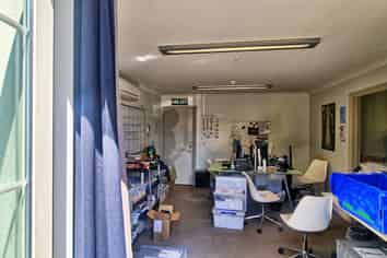 Bite sized office – Merivale