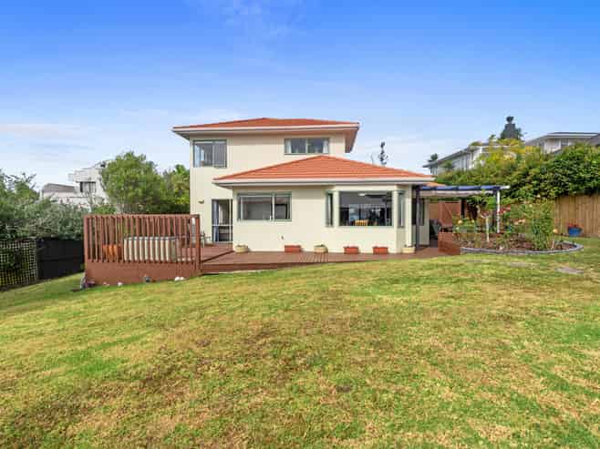 2/883 East Coast Road, Northcross