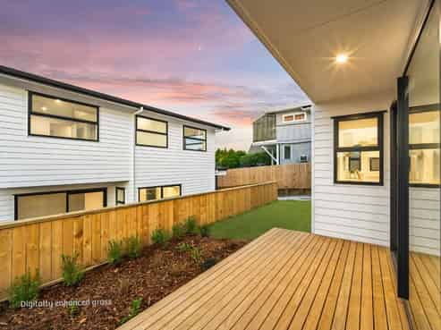 Lot 3-8/71 West Coast Road, Glen Eden