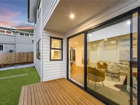 Lot 3-8/71 West Coast Road, Glen Eden