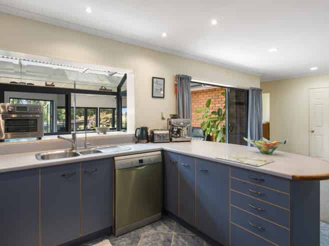 28 Aongatete Road, Aongatete