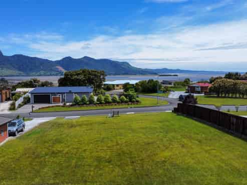3 Ruataniwha Drive, Collingwood