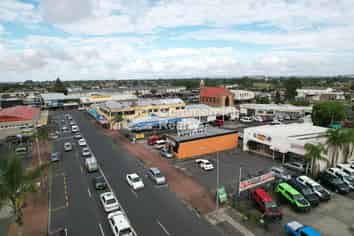 Bustling Retail In Papatoetoe
