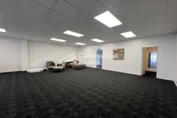 Bustling Retail In Papatoetoe