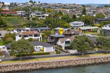 23B Beach Road, Otumoetai