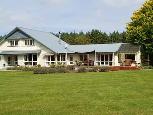 25 Nixons Road, Fairlie