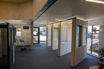 Smartest Modern Showroom available !