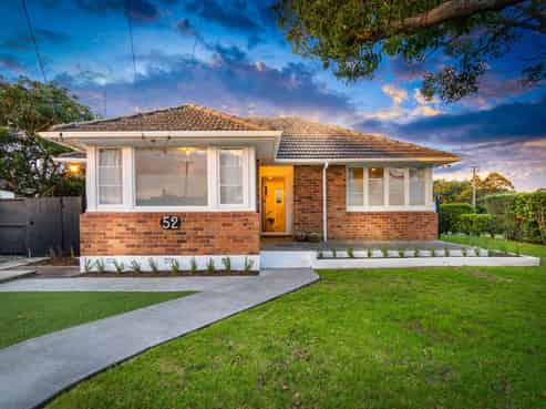 52 Anderson Avenue, Point England