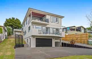 9a Brightside Road, Stanmore Bay