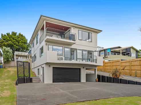 9a Brightside Road, Stanmore Bay