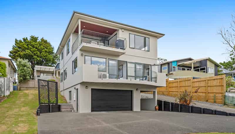 9a Brightside Road, Stanmore Bay