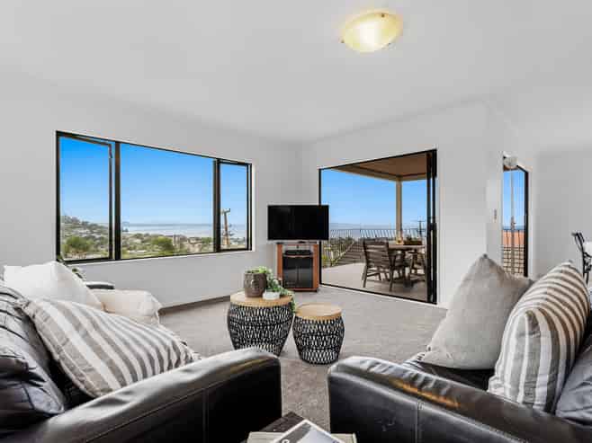 9a Brightside Road, Stanmore Bay