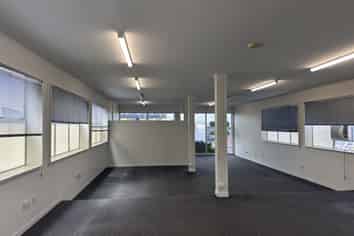 New North Road Retail Shop + Office