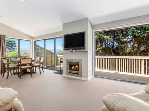 57A Whanga Crescent, Titahi Bay
