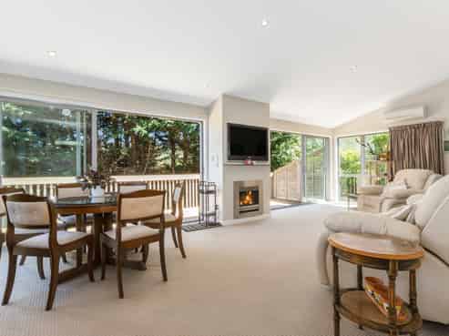 57A Whanga Crescent, Titahi Bay
