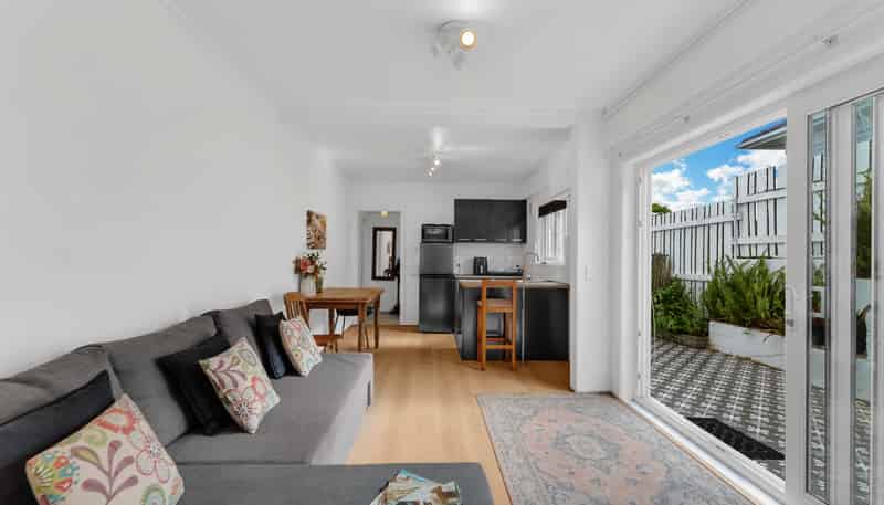 5/121 Atkin Avenue, Mission Bay