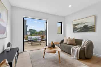 1-6/81 Neale Avenue, Stoke