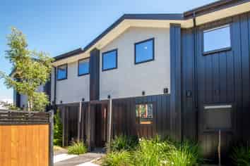 4/11 Macky Street, Taita