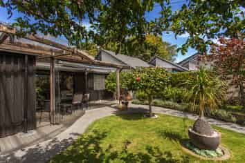 305D Riccarton Road, Riccarton