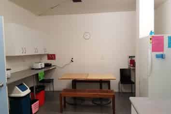 AUCKLAND HOSTEL BUSINESS FOR SALE 
