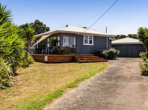49 Fox Street, Opunake