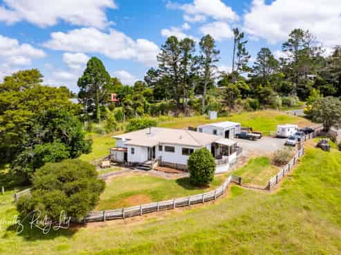 1820 State Highway 12, Paparoa