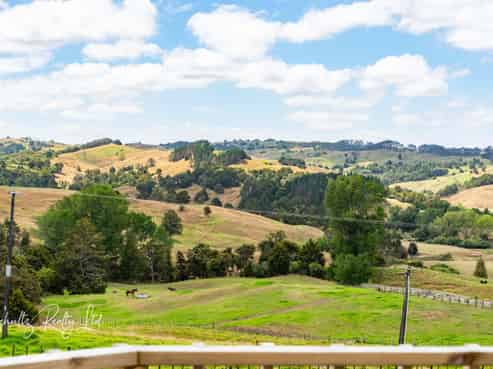 1820 State Highway 12, Paparoa