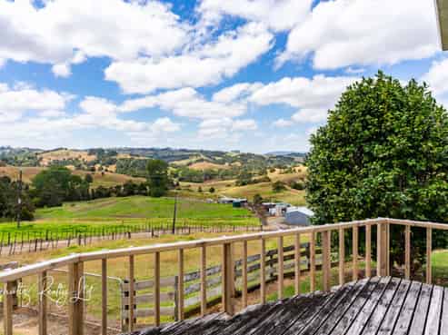1820 State Highway 12, Paparoa