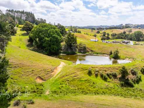 1820 State Highway 12, Paparoa