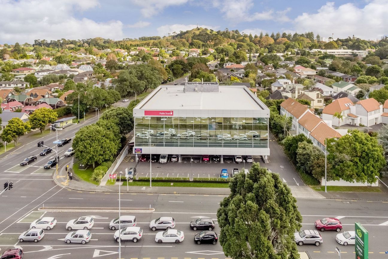 Exciting Office Opportunity - Greenlane - Vista 3