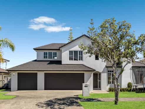 107 Pine Harbour Parade, Beachlands