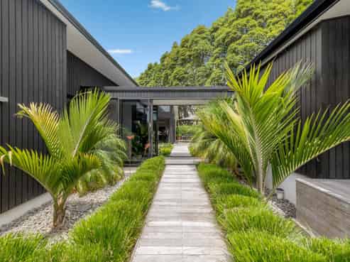 79 Whitford Park Road, Whitford