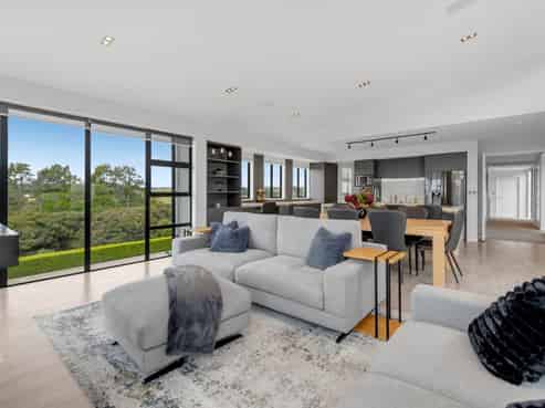 79 Whitford Park Road, Whitford