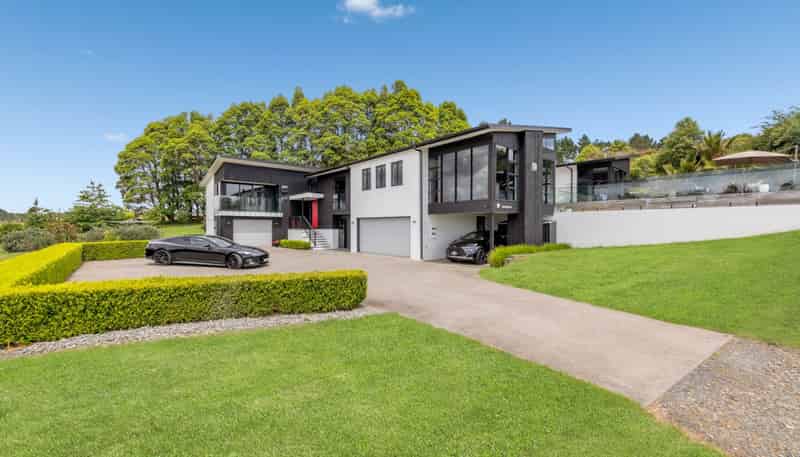 79 Whitford Park Road, Whitford