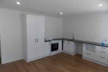 19 Clyde Crescent, Roslyn