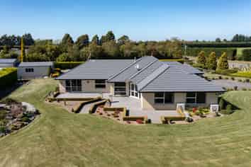 85 Glassworks Road, Newland