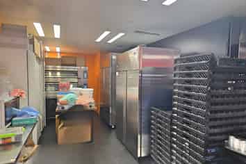 Trophy CBD Eatery with long lease