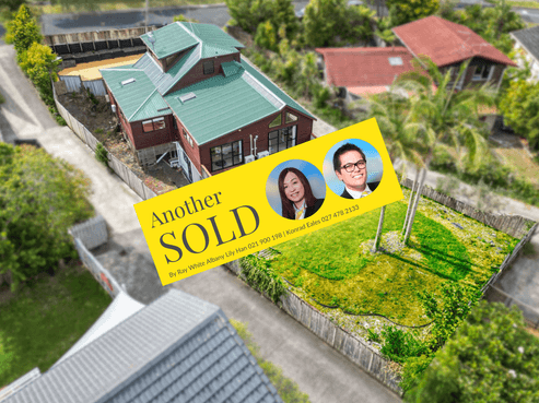 2/2 Rossmore Terrace, Murrays Bay