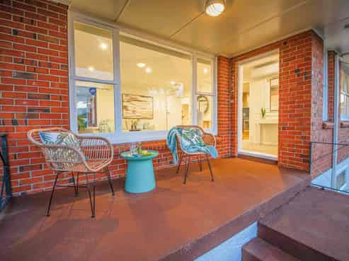 90 Golf Road, New Lynn