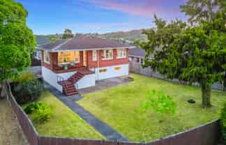 90 Golf Road, New Lynn
