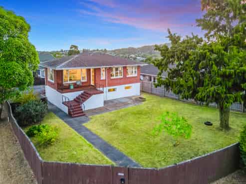 90 Golf Road, New Lynn