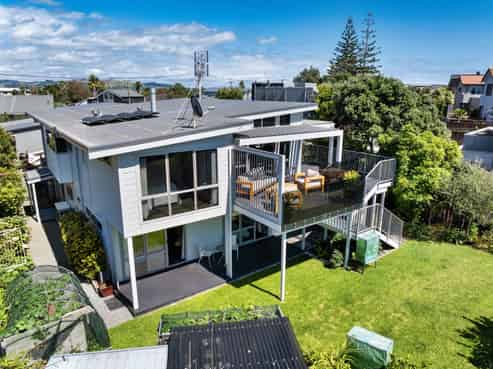145 Karewa Parade, Papamoa