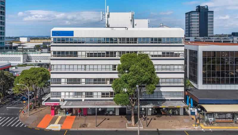 507 Lake Road, Takapuna