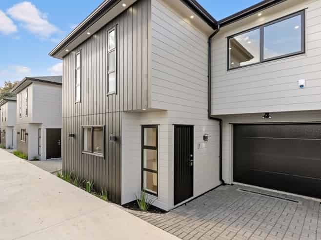 2/36 Sunnyside Crescent, Papatoetoe