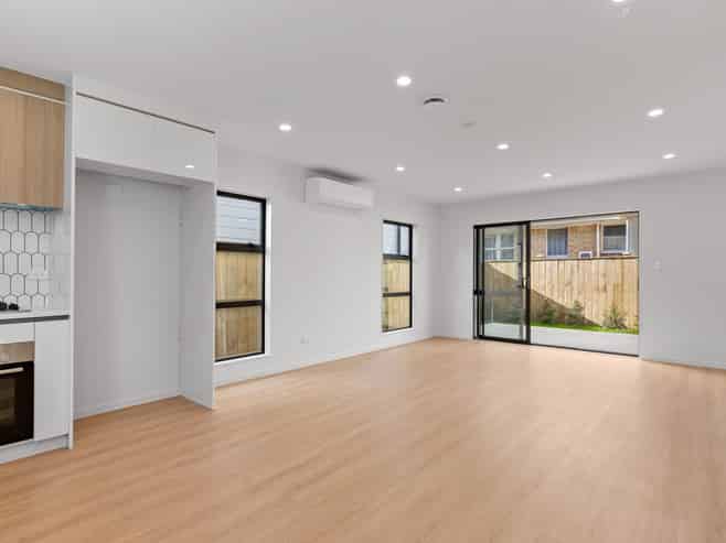 2/36 Sunnyside Crescent, Papatoetoe