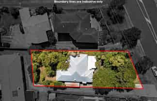 214 East Coast Road, Forrest Hill