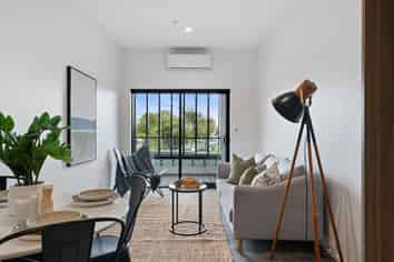 1/85 Stanmore Road, Linwood