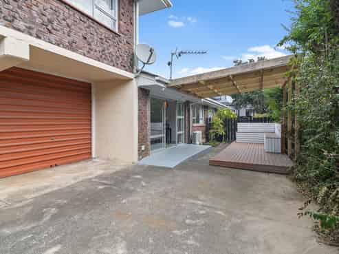 2/34 Kitchener Road, Sandringham