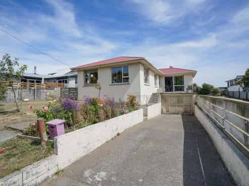 9 Severn Street, Clifton