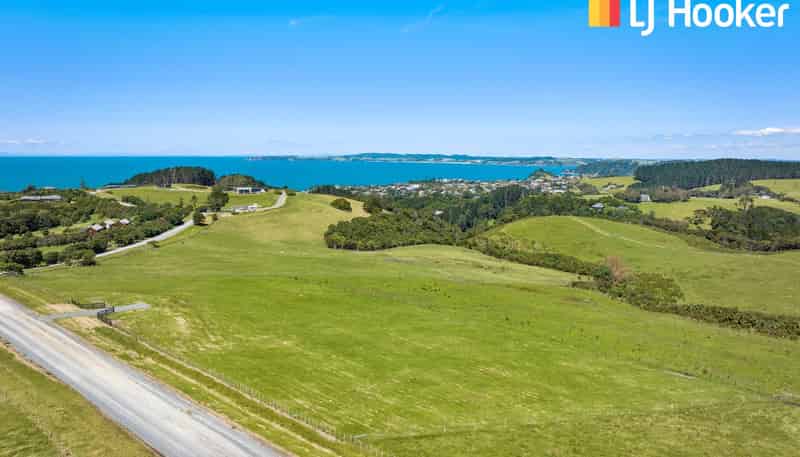 98 Cape Rodney Road, Leigh